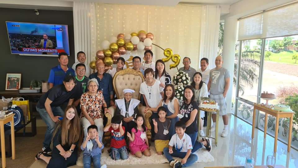 Cumpleaños de la abuela Sakae Oda